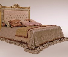 Кровать и текстиль